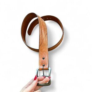 Tan leather belt with silver buckle #leather #belt   Men’s size 36 BUXTON  Some